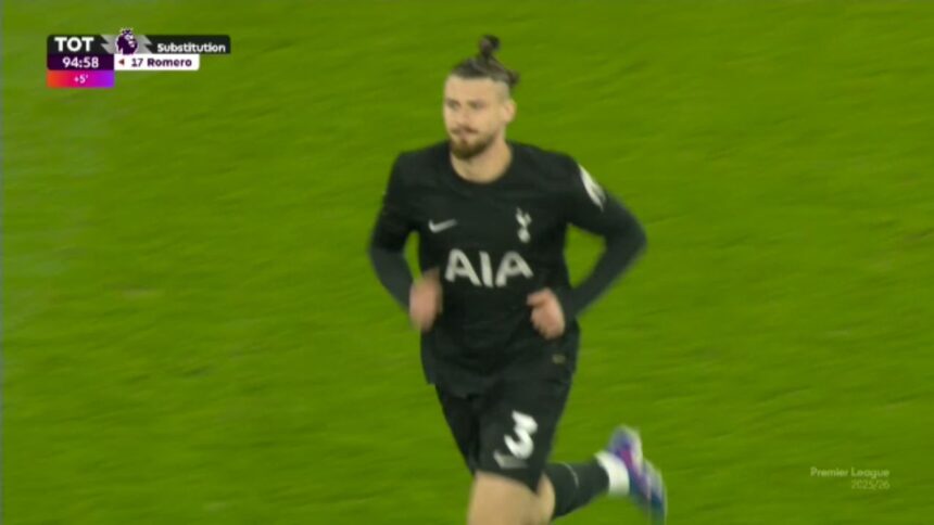 aparitia lui radu dragusin pe teren in burnley tottenham a aprins spiritele ar trebui demis e un sarlatan sa plece 69753060db1ce