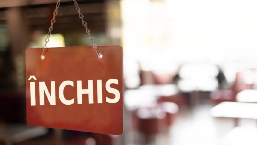 bataie de joc la adresa romanilor au fost pusi pe drumuri ca sa isi plateasca impozitele dar au gasit ghiseele inchise 695cfe5ddae8b