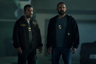 ben affleck and matt damon pushed netflix to offer performance based bonuses to the rip crew 696171ac8d5b2