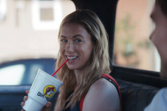 chasing summer review arthouse meets cliche in this seriously strange coming home comedy from iliza shlesinger and josephine decker 69784a8913284