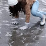 cum indepartezi gheata din curte fara sa distrugi cimentul metodele simple si eficiente care te scapa de o mare bataie de cap 697281b81efd0