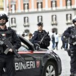 doi romani arestati in milano au furat arma unui politist si au deschis focul dupa ce i au furat ceasul si masina unui italian 696a46a74d8c3