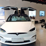 elon musk a anuntat ca tesla nu va mai produce cele mai scumpe modele ale sale compania isi dubleaza investitiile in roboti optimus 697b227de77cb