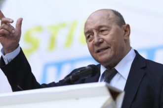 exclusiv basescu avertizeaza numirea sefilor sri si sie va fi foarte grea pentru nicusor dan 696d43e1c857b