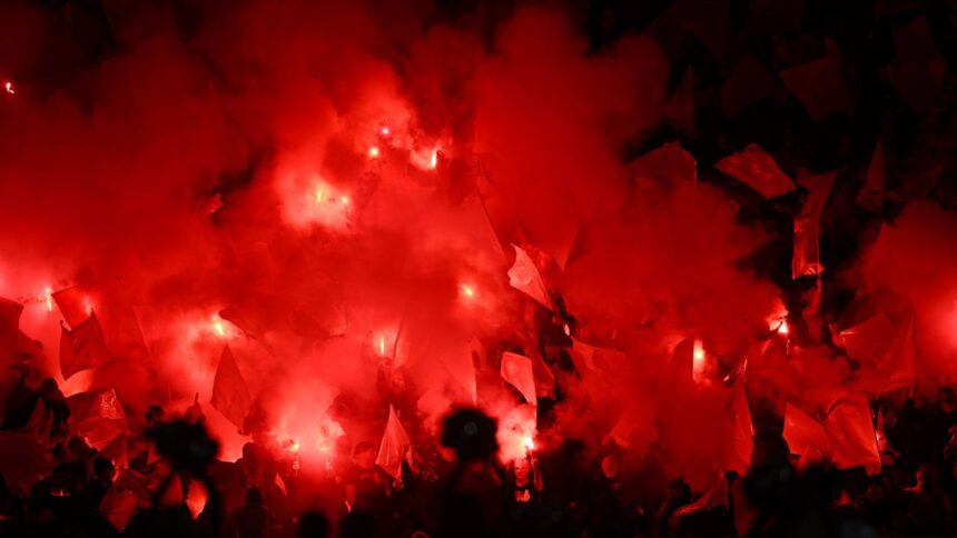 fosta echipa a lui mircea rednic raritate in fotbal fanii lui standard liege au vrut sa intre peste jucatori 6974f454b8811