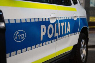 functionar vamal din constanta arestat pentru frauda 15 tone de tutun exportate cu acte false 69610a01ed1d0