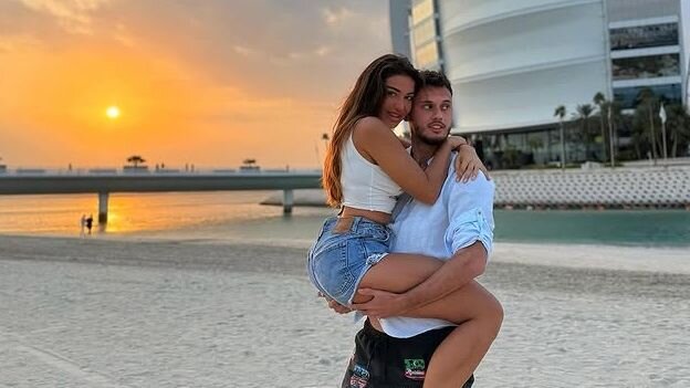 galerie foto vacanta in dubai pentru elena ionescu si fostul jucator de la fcsb 6961f2b14138d