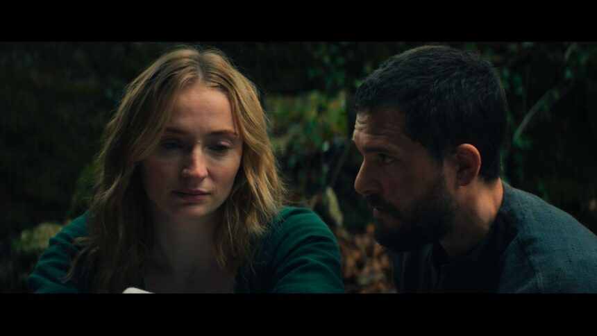 game of thrones stars sophie turner and kit harington reunite as love interests in new the dreadful trailer 69693aee9cd07