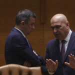 grindeanu pachetul privind administratia si cel privind relansarea economica trebuie aprobate in acelasi timp 697851f74d317