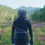 in the blink of an eye review rashida jones kate mckinnon and some cavemen teach us a maudlin obvious message about life 6978e1b6a5654