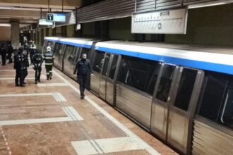 incident socant la metrou inainte de statia brancoveanu se ia in calcul ipoteza sinuciderii calatorii evacuati de urgenta video 6970d592bafb3