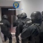 interventie de urgenta in bucuresti femeie si copil de un an sechestrati si amenintati de fostul iubit 69750c1bc4e90