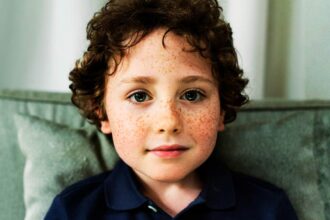 kids who felt seen growing up usually had parents who did these 10 smart things 697d077a92838