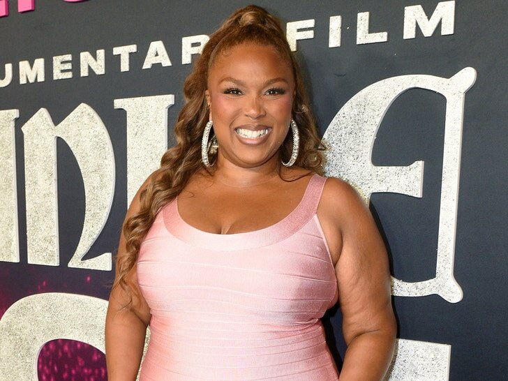 lizzo shows off weight loss in tiny dress at paris hiltons documentary premiere 6970dddd1d036