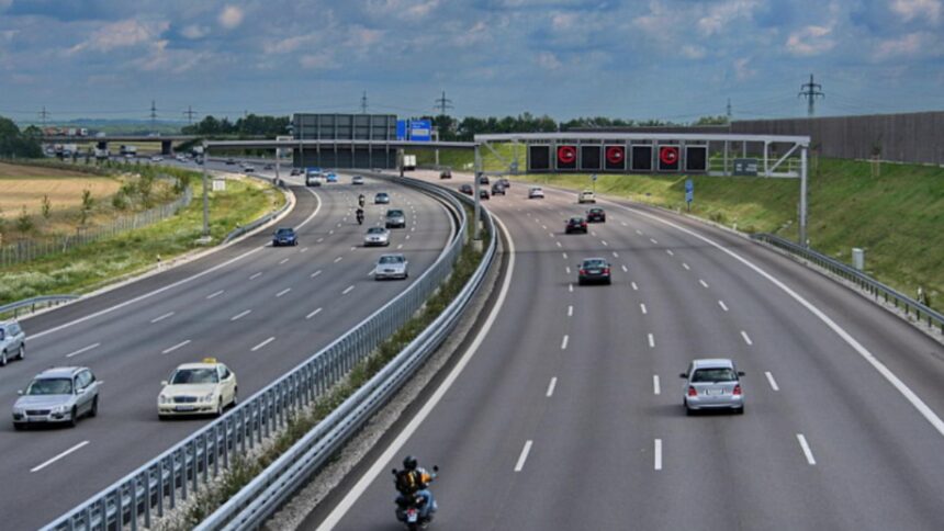 lovitura totala pentru soferii care ajung in aceasta tara statul care te pune sa platesti 100 de euro daca ii folosesti drumurile 696f34dc47484