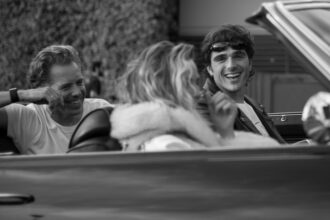 margot robbie jacob elordi look great together in traffic in new pics 6977c8a4683bc