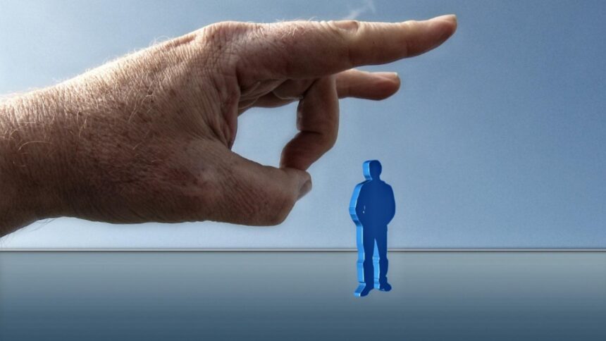 noi concedieri masive lovesc piata muncii tinerii la inceput de cariera cei mai afectati 6960d6197485f