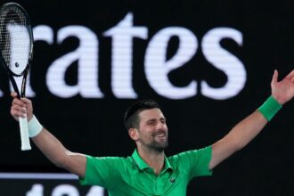novak djokovic s a calificat in finala la australian open dupa un meci dramatic de peste 4 ore cu jannik sinner 697cc4e6aace5