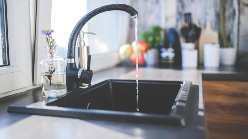 o noua criza a apei care confirma esecul infrastructurii nationale locuitorii din curtea de arges fara apa potabila 697b424ab9d31