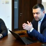 planul disperat al lui ciprian ciucu pentru a aduce bani la pmb soferii cei mai afectati de masurile dure se vor da amenzi pe banda rulanta 696f4fba2677c