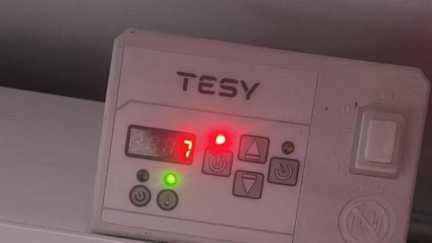 politistii de la transporturi bucuresti uitati in frig de guvernul bolojan sindicalistii avertizeaza veniti cu caciula si manusi in birouri sunt 7 grade pericol iminent de ince 696a08e161b48