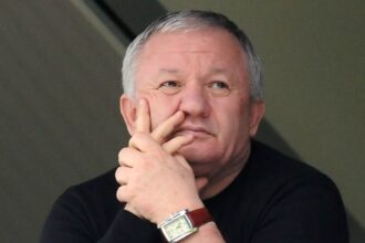 porumboiu ignora rapidul in lupta pentru titlu si pariaza totul pe alte doua forte din superliga 6977b12a55ea4