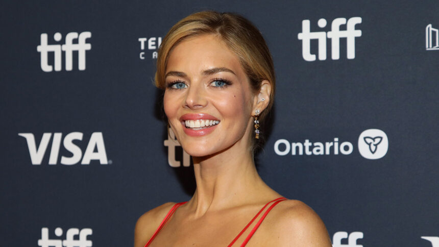 samara weaving is ready for her busiest year yet 696ab4695713e