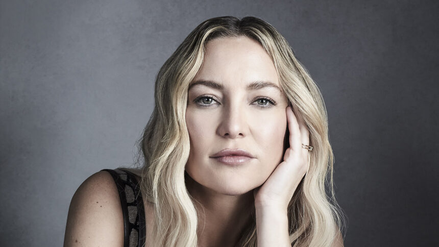 santa barbara film fest song sung blue star kate hudson tapped for arlington artist of the year award exclusive 696681bcdeb8f
