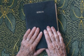 sarbatoare 23 ianuarie doi mari sfinti sunt pomeniti de biserica cruce neagra in calendar 69730289635ad