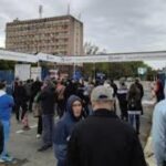 situatia critica la combinatul siderurgic galati autoritatile nu gasesc solutii un angajat in greva foamei a ajuns la spital 696f614678ece