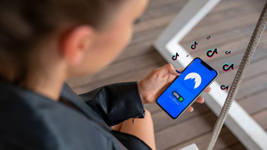 solutia radicala impotriva dependentei de ecrane cum a reusit un mic patrat de plastic sa invinga algoritmii tiktok si instagram video 6963458dadb10