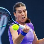 sorana cirstea avanseaza la brisbane dupa victoria spectaculoasa in fata jelenei ostapenko urmeaza duelul de foc in optimi cu liderul mondial aryna sabalenka 695ccba708aa9