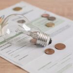 statul mai da niste bani pentru saracii care nu au de factura 50 de lei la curent si 100 de lei la gaze 6975e2a20636d