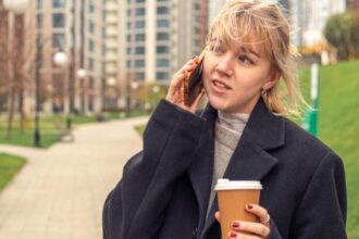 telefonul tau te asculta permanent si colecteaza tot ce spui cum opresti spionajul din cateva setari 697231f6875dd