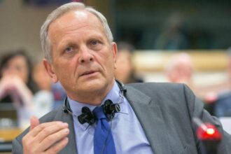 theodor stolojan bolojan inca are restante la capitolul reforme oamenii asteapta 695e83336a335