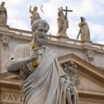 vaticanul se face chelner si deschide un restaurant de lux pe acoperisul bazilicii sfantul petru intre statuile apostolilor 697b8c4aba4bf