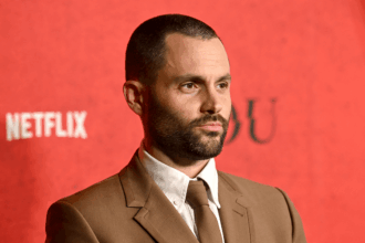 why penn badgley was consumed with losing enough weight for you deserve each other role 697bf4037669c