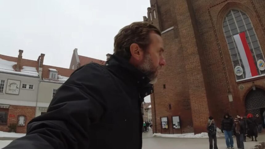 a vizitat 98 de tari dar si a ales favorita destinatia se afla aproape de romania 69a288d9a10f3