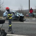 accident grav in judetul iasi un barbat este incarcerat iar alte doua persoane sunt inconstiente 69a303e834298