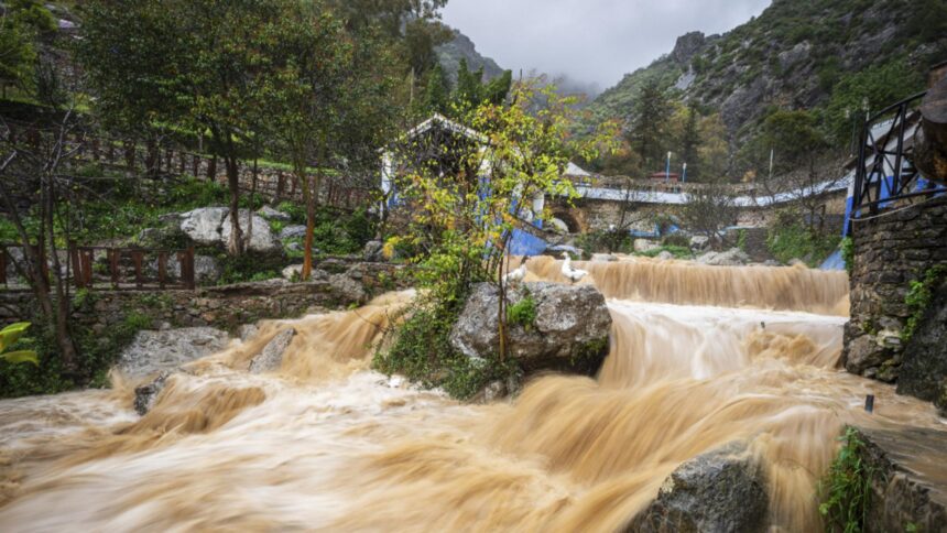 alerta mae pentru maroc cod rosu in mai multe localitati de pe litoral romanii sfatuiti sa evite deplasarile 69832c6bd14e1