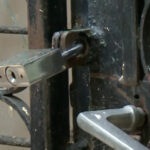 aproape 20 000 de firme au pus lacatul pe usa in 2025 bucuresti si cluj sunt in topul suspendarilor 6980746b3d809