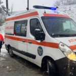barbat de 48 de ani cazut de la 15 metri intr o fosta cariera de piatra din magura ilvei a fost transportat de urgenta la spital 699d672face67