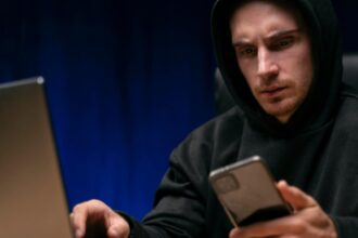 cat a strans o retea de escroci din inselatoria mesajelor false bilantul ipj prahova 698c90ef60df6