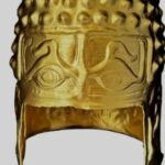 cat costa o replica a coifului de la cotofenesti pe internet pe care romanii o poarta in poze ca pe un trofeu 69835547ea04b