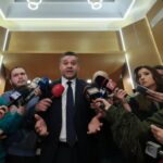 ciprian ciucu se spala pe maini de craterele de pe sosele pe cine da vina edilul 69a17b9246093