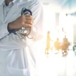 codul penal urmeaza sa fie schimbat dupa valul de agresiuni din spitale cum vor fi pusi la punct cei care ataca medicii 699cbf9baf7ee