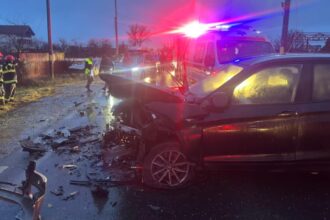 coliziune in judetul galati mai multi raniti dupa ce un autoturism a intrat pe contrasens 69851285a0fc2