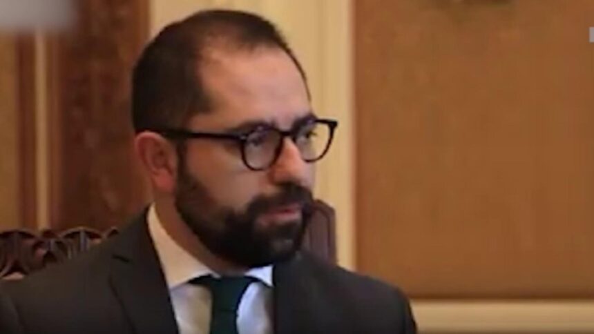 consilierul lui nicusor dan se plange de lipsa bugetului burnete nu putem fi o tara serioasa daca adoptam bugetul in mai 69a16c3f66ac8