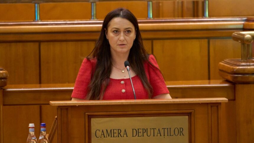 cristina butura deputat aur bolnavii cronici nu au nevoie de teatru politic si de intoarceri de discurs in functie de sondaje 6985d1d3527d9