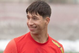 david popa pestisorul de aur al lui becali cat valoreaza pustiul care a dat golul fabulos de la craiova 698e4e1003143